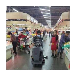 廣州農貿菜市場用上揚子駕駛式洗地機